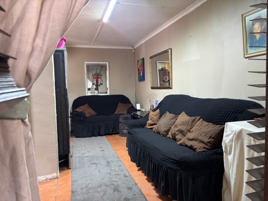  Bedroom Property for Sale in Rocklands Western Cape
